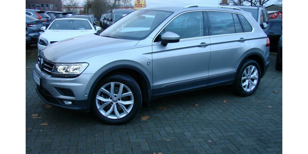 VW Tiguan 2.0TSi 4M Comfortline SHZ ACC LED AHK 69.021 km 24.480 &euro; Falkensee 14612