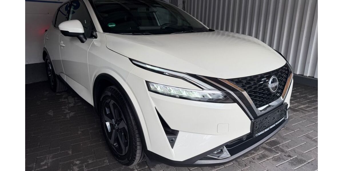 Nissan Qashqai 24.725 km 22.900 &euro; Berlin 12277