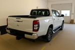 Mitsubishi L200 2.2 4x4 DI-D Aut. Leder Ahk. Dk 84.050 km 26.900 &euro; Berlin 10247
