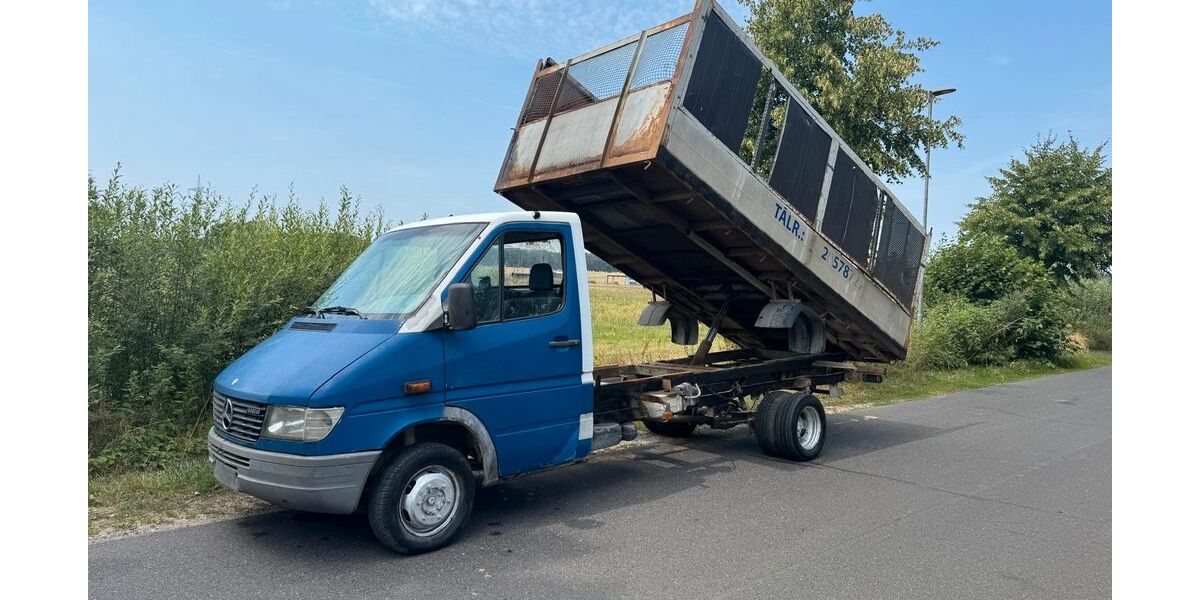 Mercedes-Benz Sprinter 185.665 km 5.950 &euro; Berlin 13629