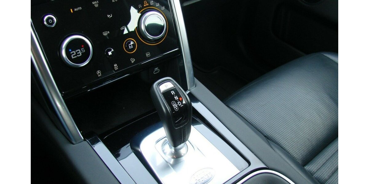 Land Rover Discovery Sport P300e Hybrid S AWD LED 360º Leder 56.432 km 24.980 &euro; Falkensee 14612