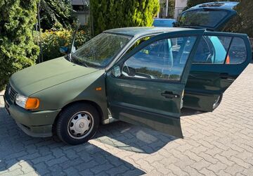 VW Polo 68.000 km 1.885 &euro; Trebbin 14959