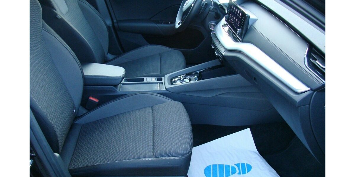 Skoda Octavia 2.0TDI Selection LED Tempomat Spurhalteass 56.838 km 23.980 &euro; Falkensee 14612