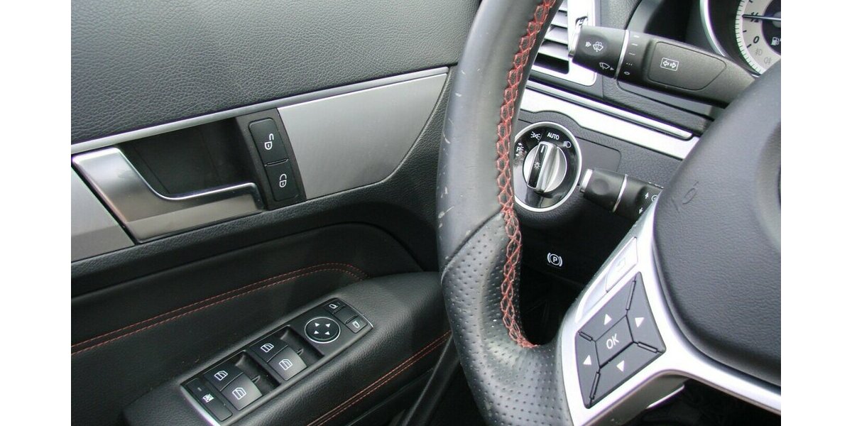Mercedes-Benz E 350 Cabrio AMG Sportpaket Navi Leder LED 135.985 km 22.980 &euro; Falkensee 14612