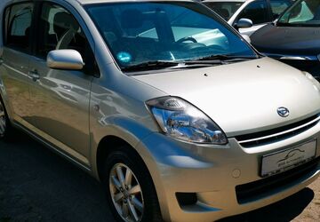 Daihatsu Sirion 121.656 km 3.499 &euro; Teltow 14513