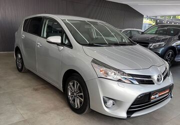 Toyota Verso 99.800 km 11.950 &euro; Berlin 12357