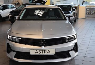 Opel Astra 17.237 km 26.490 &euro; Potsdam 14482