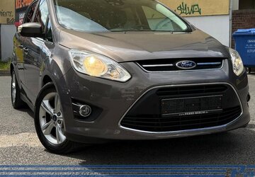 Ford Grand C-Max Champions Edition*SHZ*PDCv+h* 176.659 km 4.890 &euro; Berlin 13187