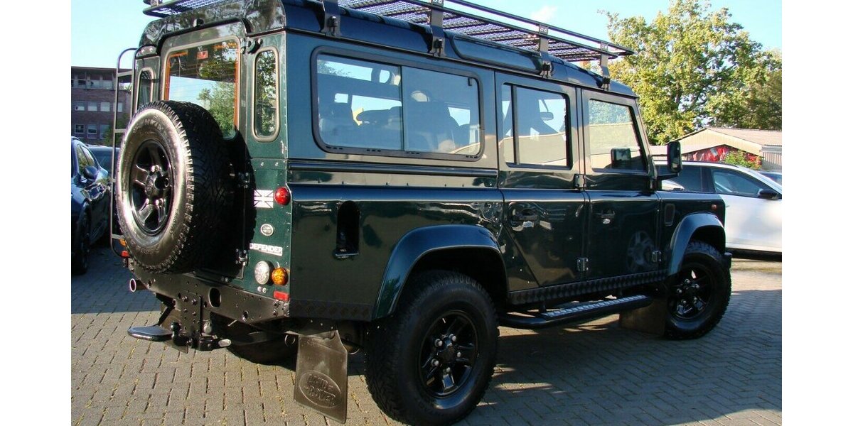 Land Rover Defender 110 E Station Wagon 7-Sitzer LED Leder AH 119.107 km 48.980 &euro; Falkensee 14612