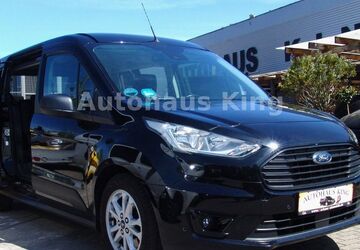 Ford Grand Tourneo 112.000 km 16.600 &euro; Berlin 12681