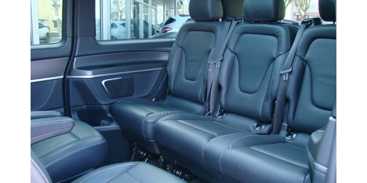 Mercedes-Benz V 300 d AMG 4Matic Pano Burmester Distronic LED SH 87.893 km 54.980 &euro; Falkensee 14612