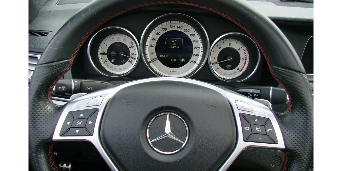 Mercedes-Benz E 350 Cabrio AMG Sportpaket Navi Leder LED 135.985 km 22.980 &euro; Falkensee 14612