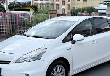 Toyota Prius+ 111.987 km 16.980 &euro; BERLIN 13409