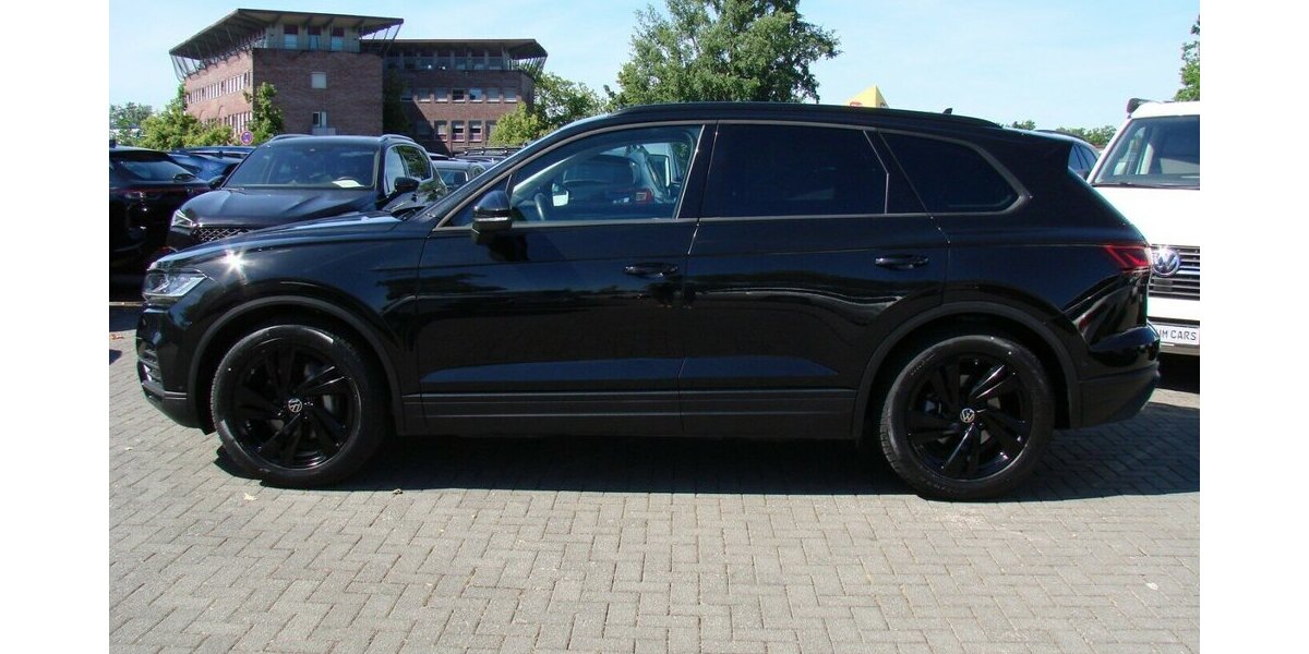 VW Touareg 3.0TDi Black Style 4M ACC LED AHK Luftfede 34.980 km 48.980 &euro; Falkensee 14612