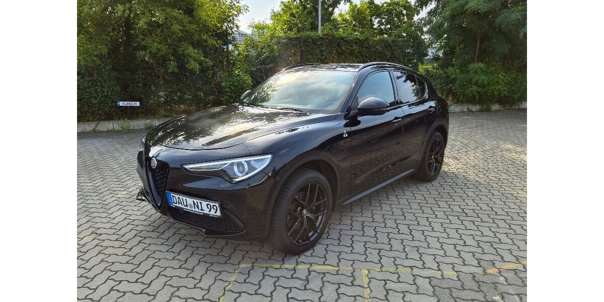 Alfa Romeo Stelvio 99.125 km 22.990 &euro; Berlin 14195