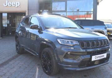 Jeep Compass 63.000 km 29.490 &euro; Potsdam 14482