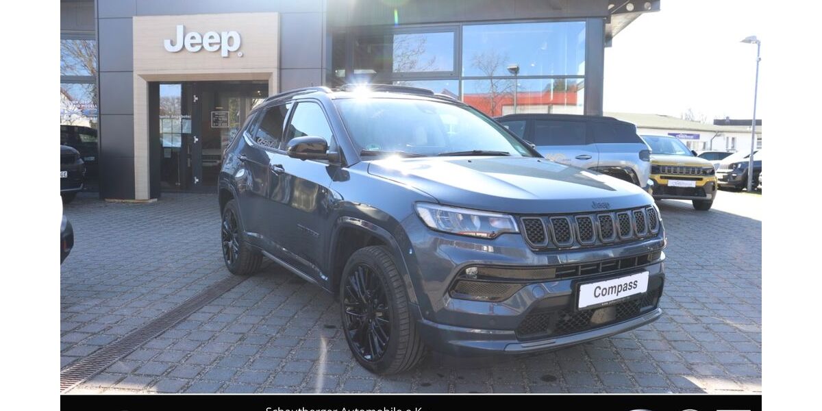 Jeep Compass 63.000 km 29.490 &euro; Potsdam 14482