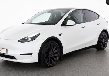 Tesla Model Y 19.277 km 39.780 &euro; Berlin 12103