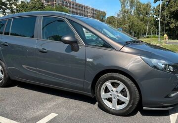 Opel Zafira Tourer 183.000 km 7.900 &euro; Berlin 13597