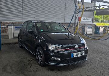VW Polo 66.000 km 13.700 &euro; Berlin 13629