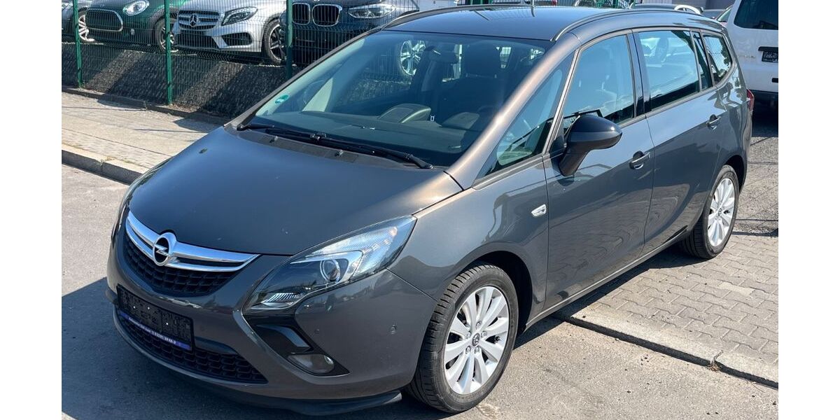 Opel Zafira Tourer 227.000 km 5.900 &euro; Berlin 13597