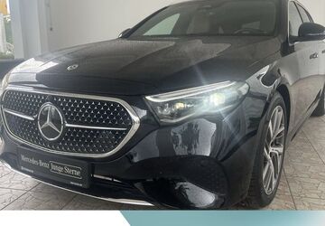 Mercedes-Benz E 220 11.084 km 52.986 &euro; Potsdam 14480