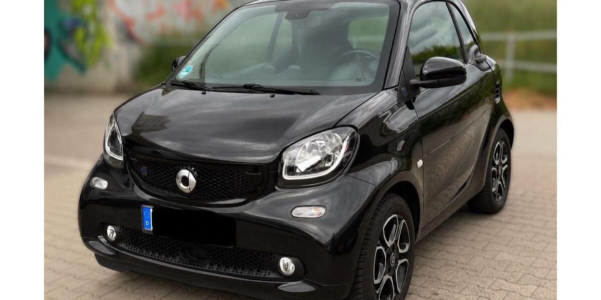 Smart ForTwo 58.000 km 9.250 &euro; Berlin 12163