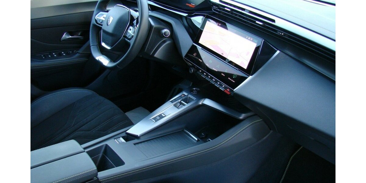 Peugeot 308 SW 1.5 GT ACC Panorama LED SCR 31.506 km 21.980 &euro; Falkensee 14612