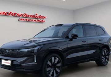 Volvo EX90 5.687 km 76.990 &euro; Potsdam 14482