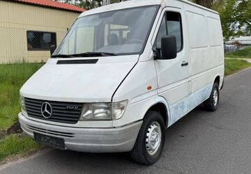 Mercedes-Benz Sprinter 168.776 km 4.600 &euro; Berlin 13629