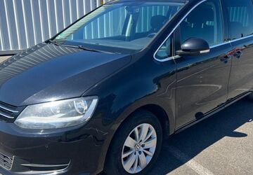 VW Sharan 251.000 km 5.299 &euro; Berlin 12057
