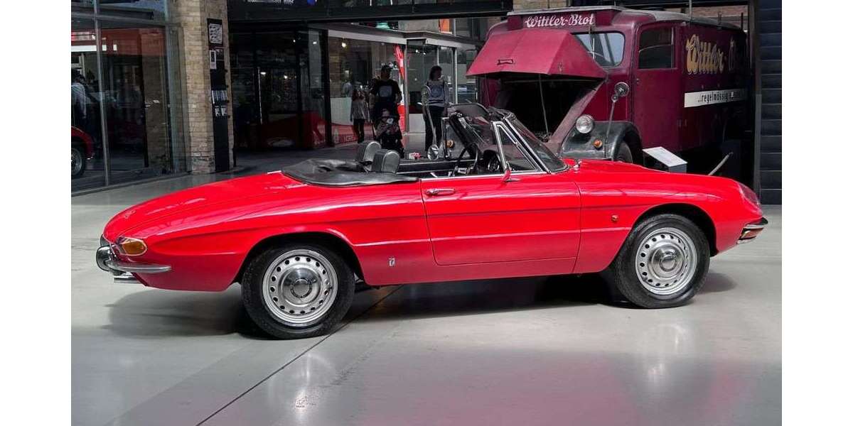 Alfa Romeo Spider 123.433 km 49.900 &euro; Berlin 10553