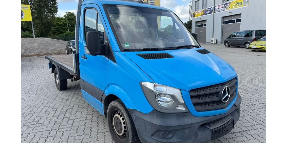Mercedes-Benz Sprinter 73.700 km 9.900 &euro; Berlin 12681