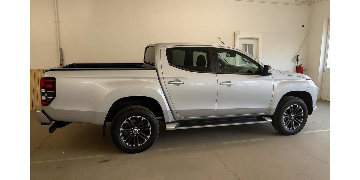 Mitsubishi L200 2.2 4x4 DI-D Aut. Leder Ahk. Dk 84.050 km 26.900 &euro; Berlin 10247