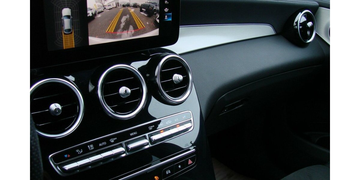 Mercedes-Benz GLC 300 d Coupe AMG 4MATIC Distronic+ Night Paket 121.550 km 38.980 &euro; Falkensee 14612