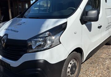 Renault Trafic 133.000 km 8.490 &euro; berlin 12057