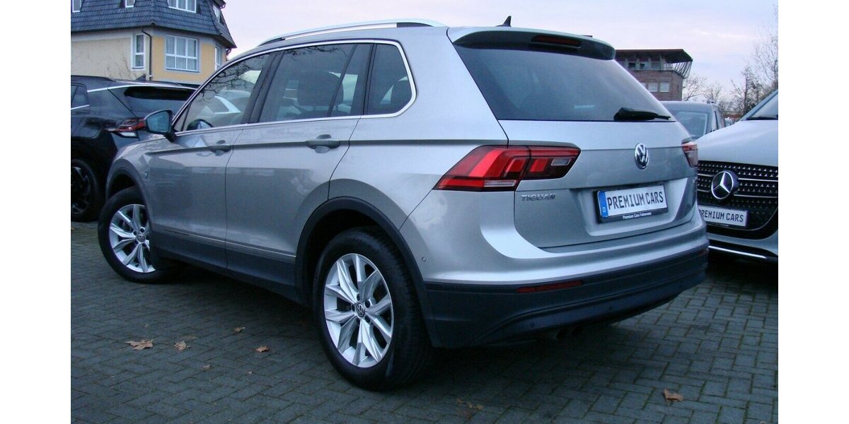VW Tiguan 2.0TSi 4M Comfortline SHZ ACC LED AHK 69.021 km 24.480 &euro; Falkensee 14612