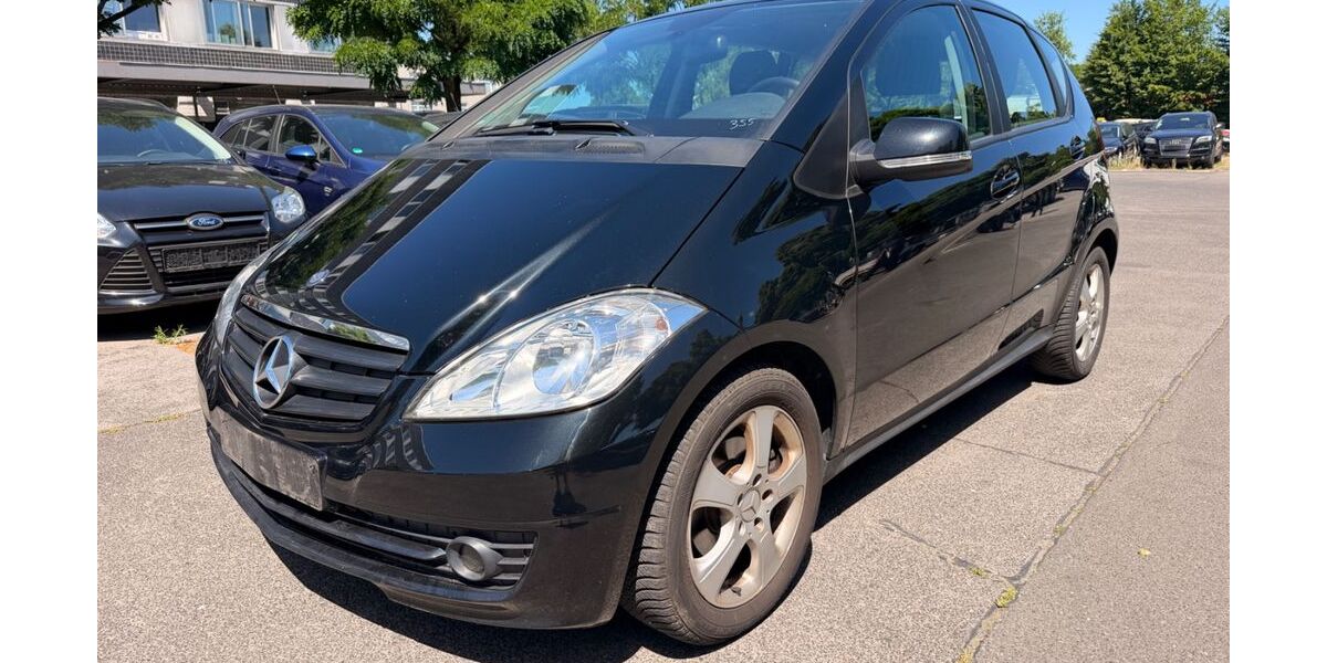 Mercedes-Benz A 160 147.651 km 3.499 &euro; Berlin 12249