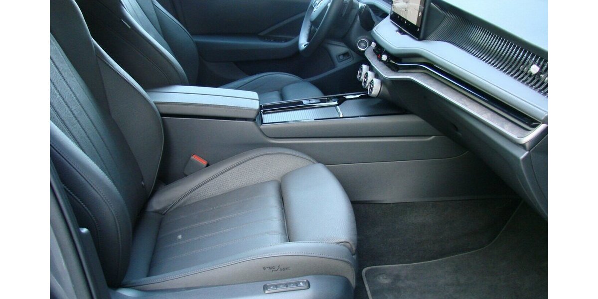 Skoda Superb 2.0TDi L&K 4x4 ACC LED AHK H&K 360º 41.532 km 39.980 &euro; Falkensee 14612
