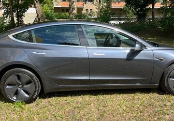 Tesla Model 3 121.000 km 21.000 &euro; Berlin 10629