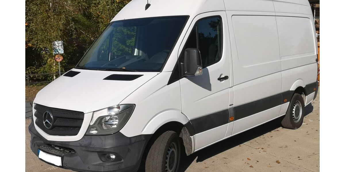 Mercedes-Benz Sprinter 61.000 km 23.450 &euro; Berlin 14193