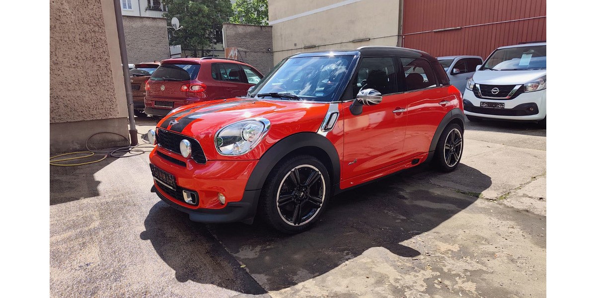 Mini Cooper_S_COUNTRYMAN_JWC_Kit_All4_Navi_Schiebed. 116.200 km 7.900 &euro; Berlin 10247