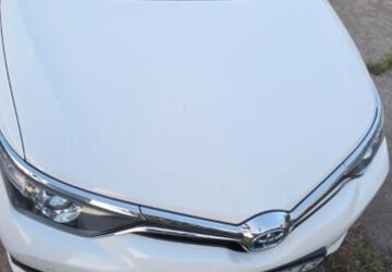 Toyota Auris Touring Sports 199.200 km 12.900 &euro; Falkensee 14612