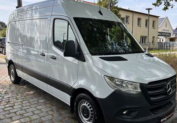 Mercedes-Benz Sprinter 167.122 km 19.950 &euro; Berlin 12357