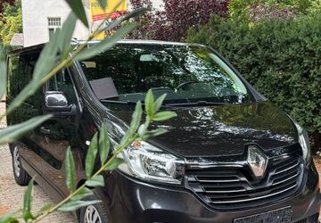 Renault Trafic 150.000 km 13.990 &euro; berlin 12057