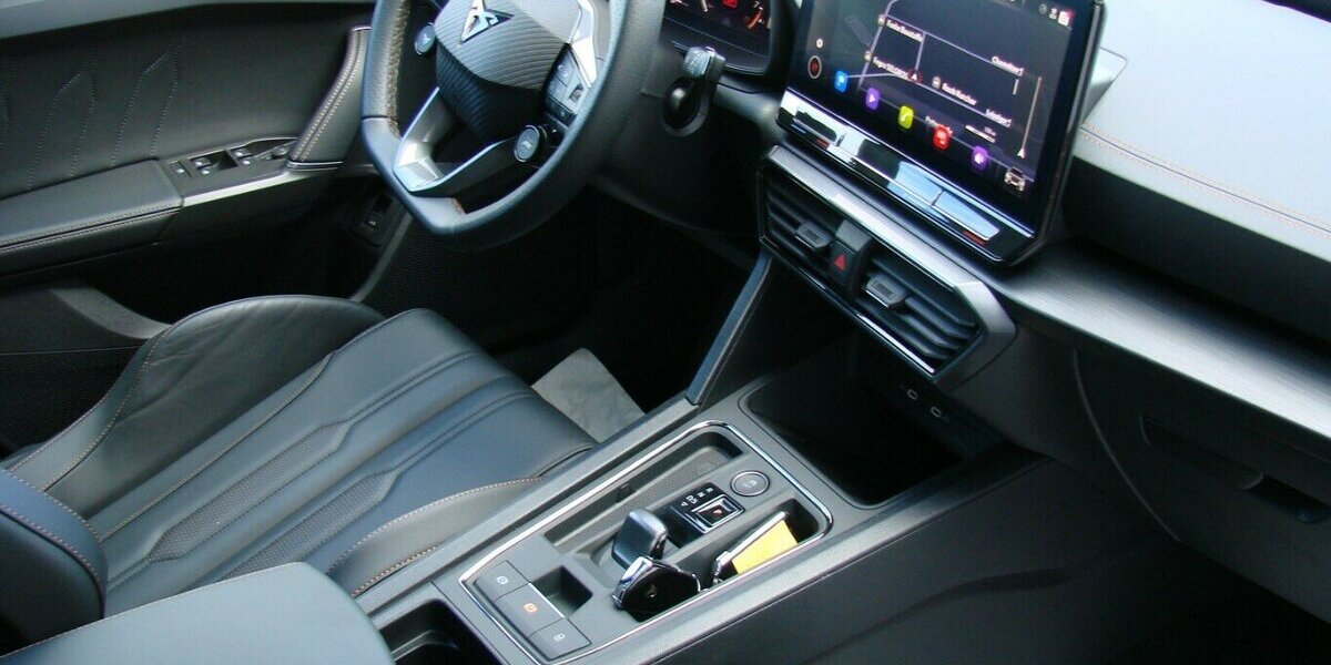 Cupra Formentor ABT VZ5 BAT 4Drive ACC 360º Pano LED 10.590 km 47.980 &euro; Falkensee 14612