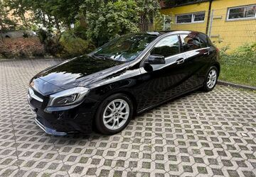 Mercedes-Benz A 180 79.149 km 15.000 &euro; Berlin 10711
