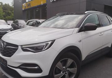 Opel Grandland (X) 123.887 km 14.780 &euro; Potsdam 14480