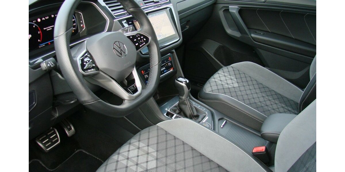 VW Tiguan 2.0TDi R-Line 4M BlackStyle ACC IQ LIGHT 41.763 km 34.980 &euro; Falkensee 14612