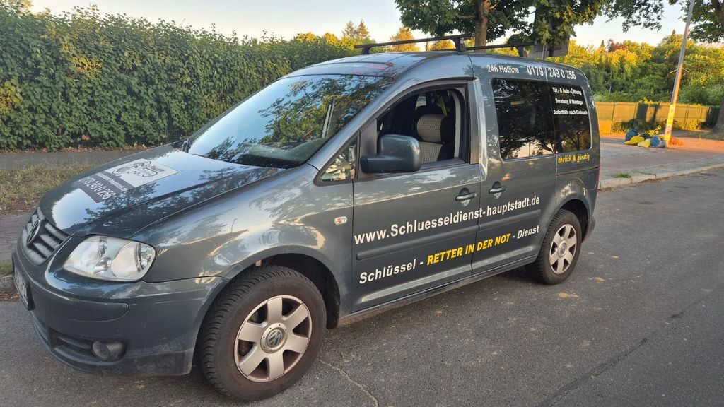 VW Caddy 230.000 km 2.500 &euro; Berlin 12043